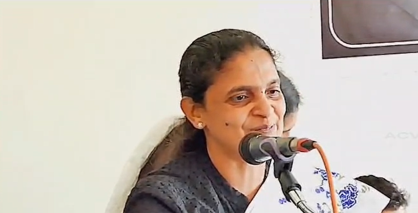 ചെറുതാണ് സുന്ദരം; ഹരിപ്പാട് ബാർ അസോസിയേഷൻ ആദരിക്കൽ ചടങ്ങ് ജില്ലാ ജഡ്ജ് ഹണി എം. വർഗീസ് ഉദ്ഘാടനം ചെയ്തു